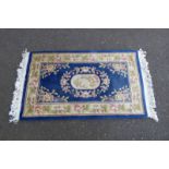 MIDDLE EASTERN RUG WITH FLORAL DECORATION 153 X 93 CM