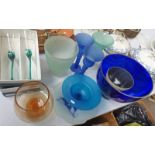 SELECTION OF COLOURED GLASS ETC