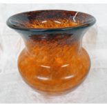 MONART ORANGE AND BLACK GLASS VASE - 22CM TALL Condition Report: Overall good