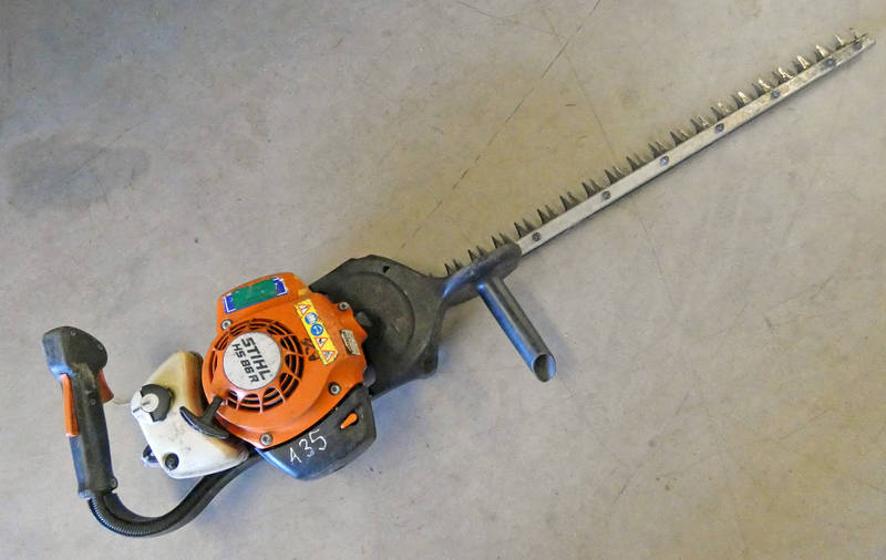 STIHL HS86R HEDGE TRIMMER - PLUS VAT