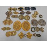 SELECTION OF VARIOUS GILT AND BRASS BUCKLES