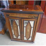 19TH CENTURY ROSEWOOD BOOKCASE WITH 2 MIRRORED PANEL DOORS AND DECORATIVE BOXWOOD INLAY.