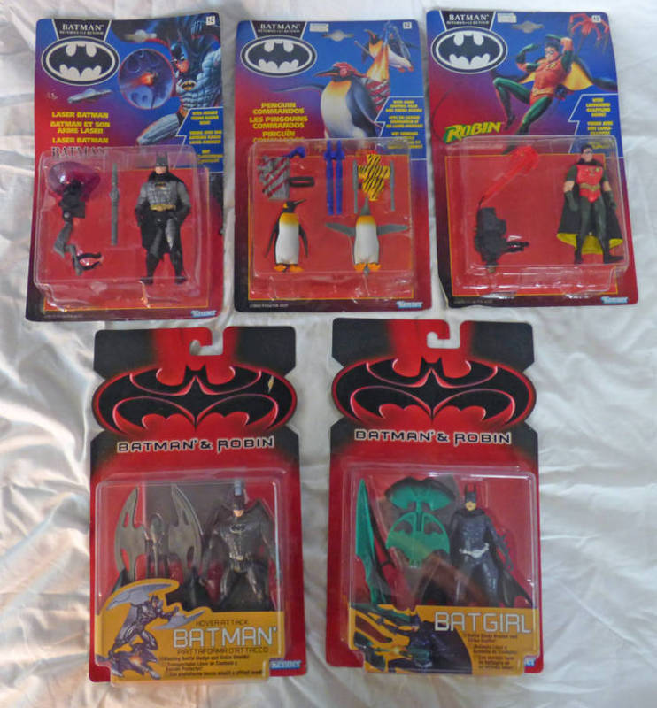 FIVE SEALED BATMAN FIGURES FROM KENNERS BATMAN RETURNS & BATMAN & ROBIN RANGES INCLUDING HOVER