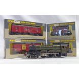 HORNBY DUBLO 00 GAUGE 4-6-0 CLASS CASTLE 7002 STEAM LOCOMOTIVE (MISSING TENDER) TOGETHER WITH 4