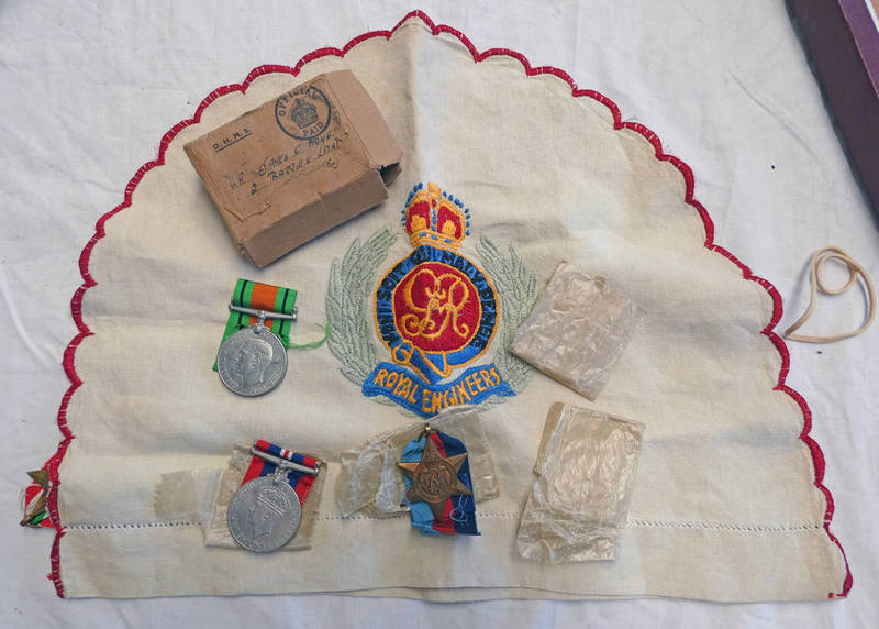 WW2 MEDALS TO INCLUDE ITALY STAR, 1939-45 STAR,