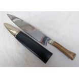 LARGE HUNTING KNIFE WITH 30CM LONG BLADE WITH SCALLOP BACK,