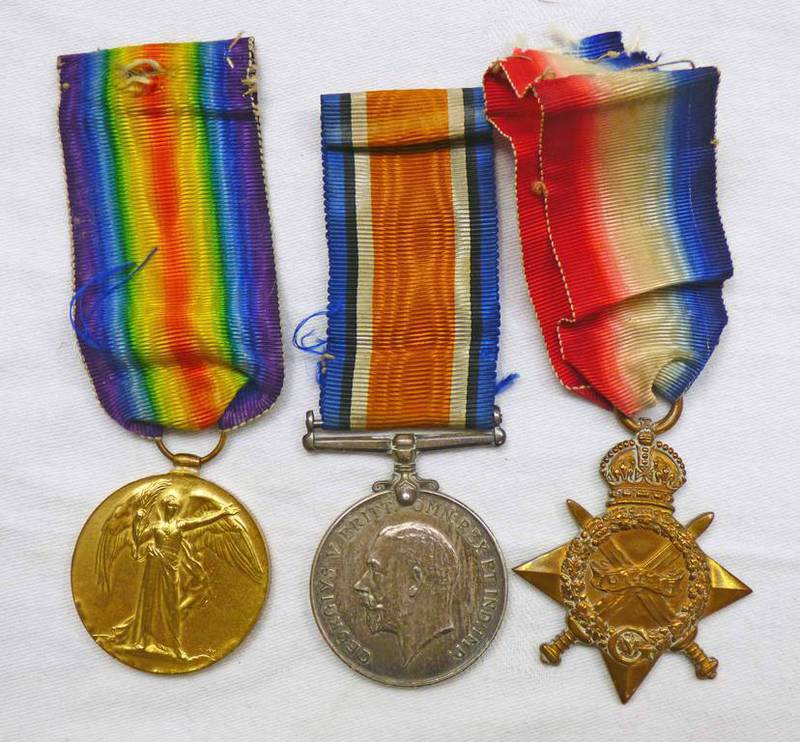 3 WW1 MEDALS TO PRIVATE R TAYLOR, SOUTH AFRICAN INFANTRY, 1914-15 STAR,