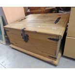 PINE BOX WITH 2 LIFT UP LIDS