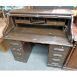 EARLY 20TH CENTURY OAK ROLL-TOP DESK WITH TWIN PEDESTALS Condition Report: Roller