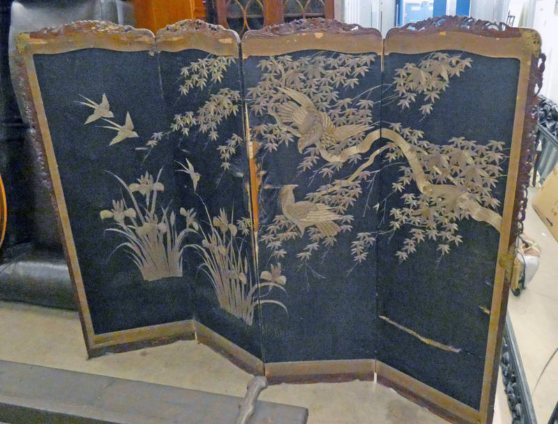4 PART CARVED HARDWOOD TAPESTRY SCREEN 171CM TALL