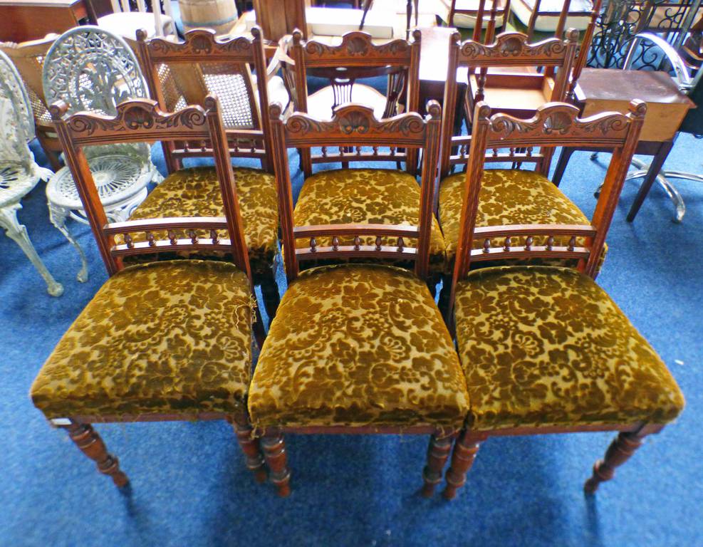 SET OF 6 EARLY 20TH CENTURY OAK DINING CHAIRS ON TURNED SUPPORTS