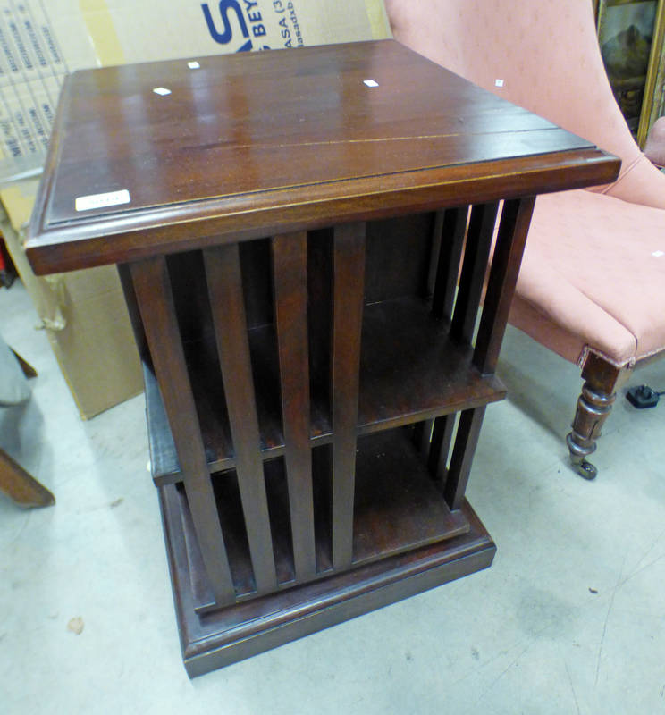 20TH CENTURY MAHOGANY REVOLVING BOOKCASE 73CM TALL X 50CM