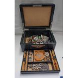 LEATHER JEWELLERY BOX & CONTENTS TO INCLUDE 19TH CENTURY SWIVEL RING, WHITE METAL BIRDS NECKLACE,
