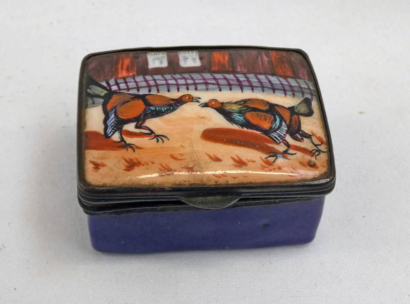 19TH CENTURY ENAMEL BOX, THE LID DECORATED WITH 2 FIGHTING COCKS - 5.