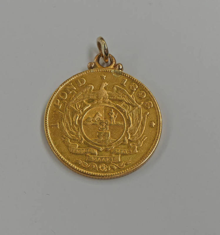 1898 SOUTH AFRICAN POND PENDANT - 8.