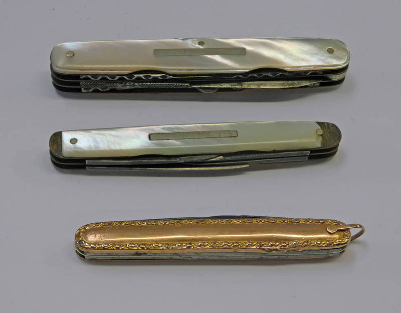 2 MOTHER OF PEARL MULTI BLADE FOLDING KNIVES & ONE OTHER Condition Report: Larger