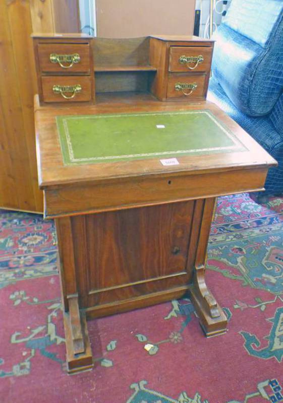 EARLY 20TH CENTURY MAHOGANY DAVENPORT DESK WITH 4 DRAWERS OVER LIFT-UP TOP & 4 DRAWERS TO RIGHT,