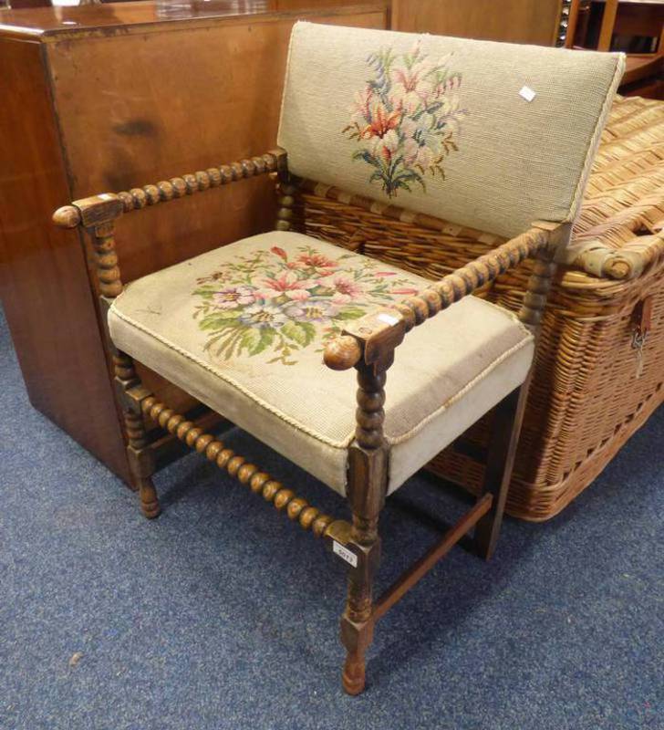 EARLY 20TH CENTURY OAK FRAMED OPEN ARMCHAIR ON TURNED SUPPORTS Condition Report: