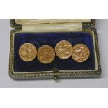 CASED PAIR OF 9CT GOLD CIRCULAR CUFFLINKS WITH FOLIATE ENGRAVED DECORATION - 5.