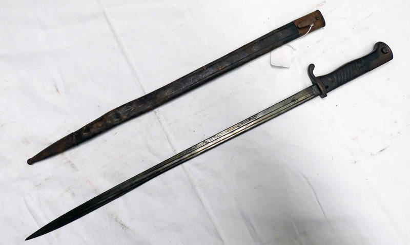 1898 MODEL 2ND PATTERN MAUSER BAYONET WITH 52CM LONG E & F HORSTER SOLINGER BLADE WITH ITS SCABBARD