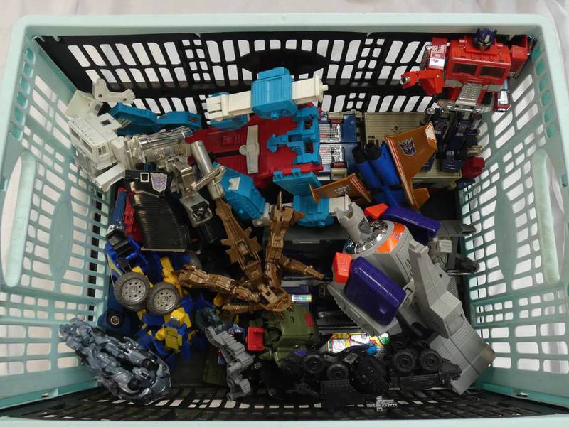 SELECTION OF PLAYWORN TRANSFORMERS