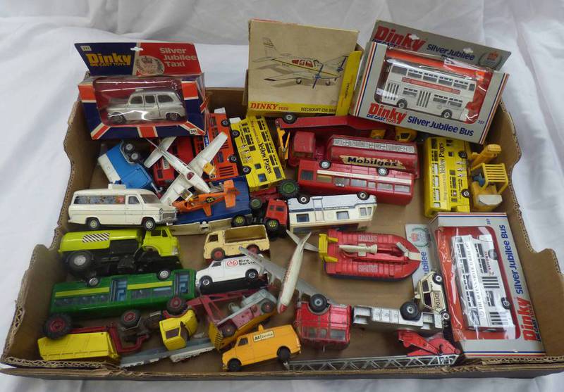 SELECTION OF CORGI, DINKY, MODEL VEHICLES INCLUDING BEECHCRAFT C55 BARON, JOHNSTON ROAD SWEEPER,