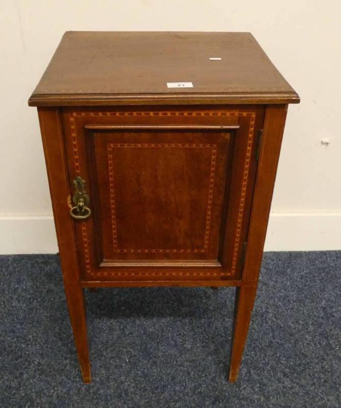 EARLY 20TH CENTURY INLAID MAHOGANY BEDSIDE CABINET ON TAPERED SUPPORTS