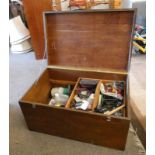 WOODEN TOOL CHEST AND CONTENTS TO INCLUDE VARIOUS TOOLS ETC LENGTH 92 CM