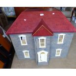 DOLLS HOUSE AND CONTENTS