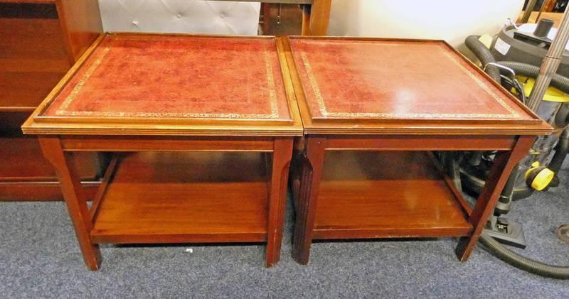 PAIR OF EARLY 20TH CENTURY MAHOGANY LAMP TABLES WITH LEATHER INSERTS TO TOP AND UNDERSHELF ON