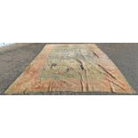 LARGE MIDDLE EASTERN ZIEGLER STYLE CARPET WITH FLORAL DECORATION,