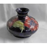 MOORCROFT SQUAT BALUSTER VASE WITH GREEN INITIALS TO UNDERSIDE - 10CM TALL