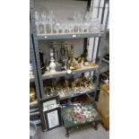 LARGE SELECTION OF PORCELAIN GLASSWARE, ETC INCLUDING BEATRIX POTTER ORNAMENTS,