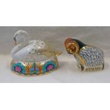 2 ROYAL CROWN DERBY PAPERWEIGHT: WHITE SWAN - BOXED & DERBY RAM FOR DERBY VISITORS CENTRE