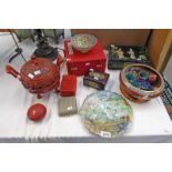 SELECTION OF CHINESE CLOISONNE WARE, INCLUDING BOWL, DISH ETC CINNABAR STYLE LIDDED POT,