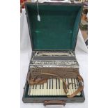 SETITIMIO SOPRANI ACCORDION IN CASE