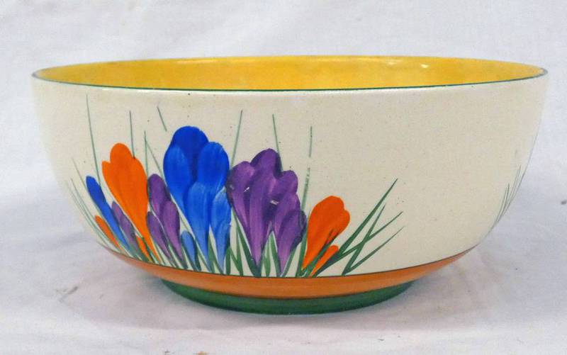 CLARICE CLIFF BOWL WITH CROCUS PATTERN.