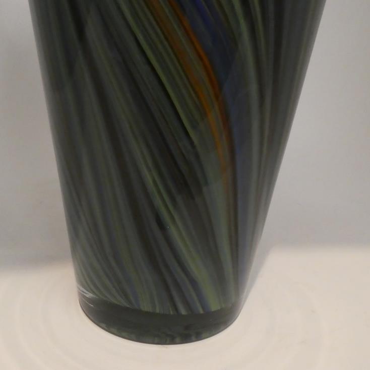 Kosta glass vase, signed, along with an Italian cased vase (2) - Image 4 of 9