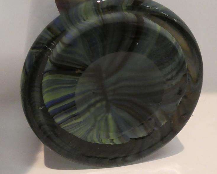 Kosta glass vase, signed, along with an Italian cased vase (2) - Image 5 of 9