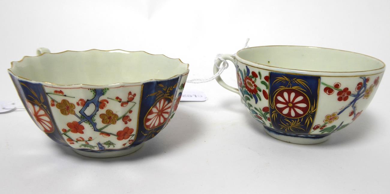 A Worcester Porcelain Teacup and Saucer, circa 1775, of fluted form, painted with the Rich Queens - Image 13 of 13