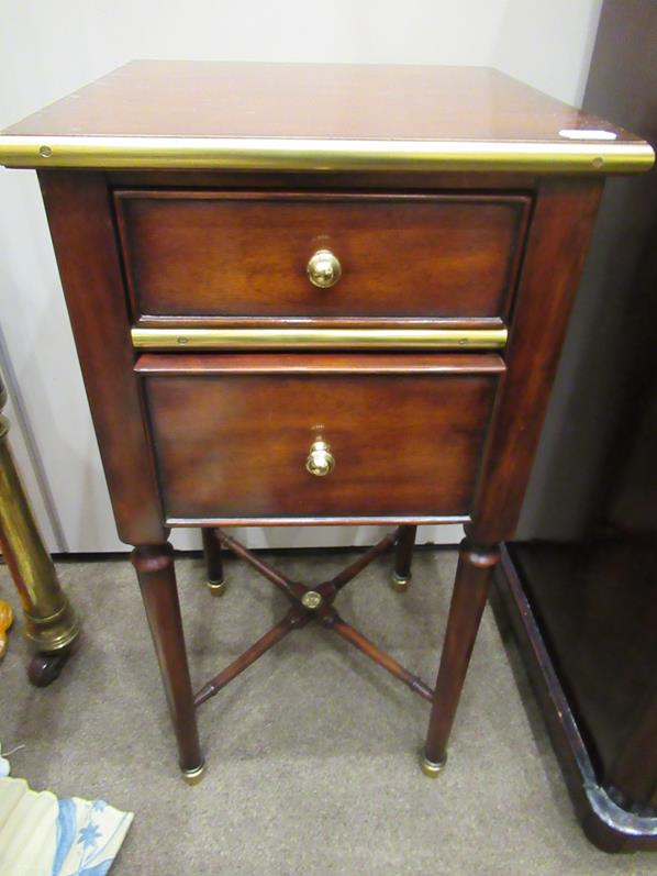 ~ Theodore Alexander: A Pair of Mahogany and Parcel Gilt Empire Style Bedside Chests, modern, with - Image 6 of 6