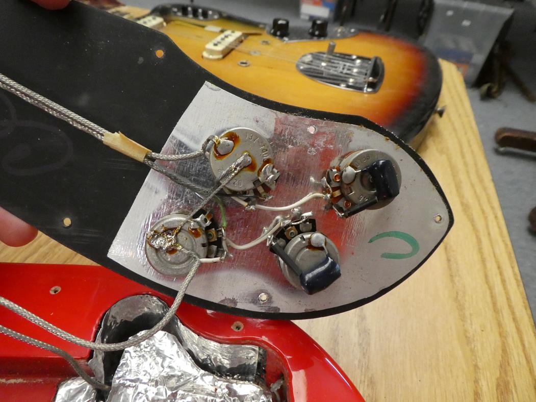 Fender Telecaster Custom Guitar (1975) serial no.650693 stamped on three screw neck plate, red - Image 12 of 18