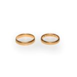 Two 22 carat gold band rings, finger sizes J and L1/2. Gross weight 6.8 grams.