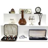 Collectable items to include a cased set of six coffee spoons, a Bake-o-lite desk thermometer,