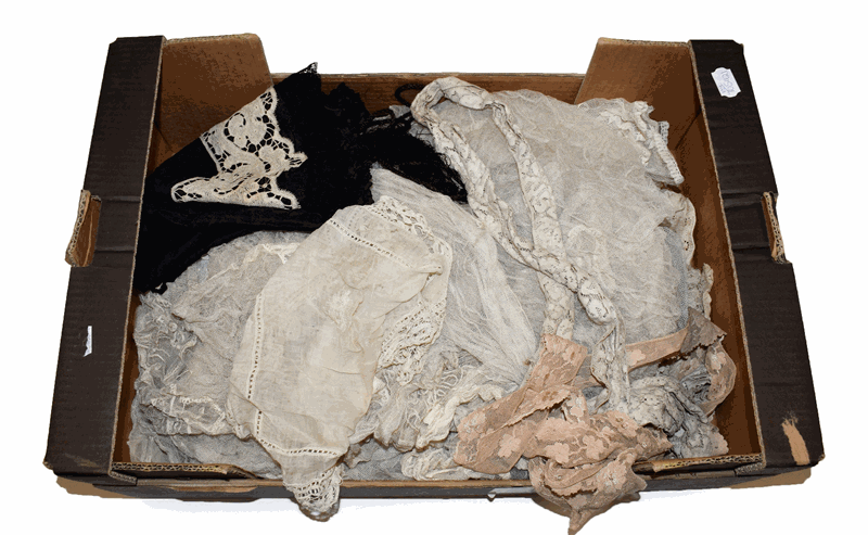 Early 20th century lace veils, lace remnants and edging's (many a.f.) (one box)