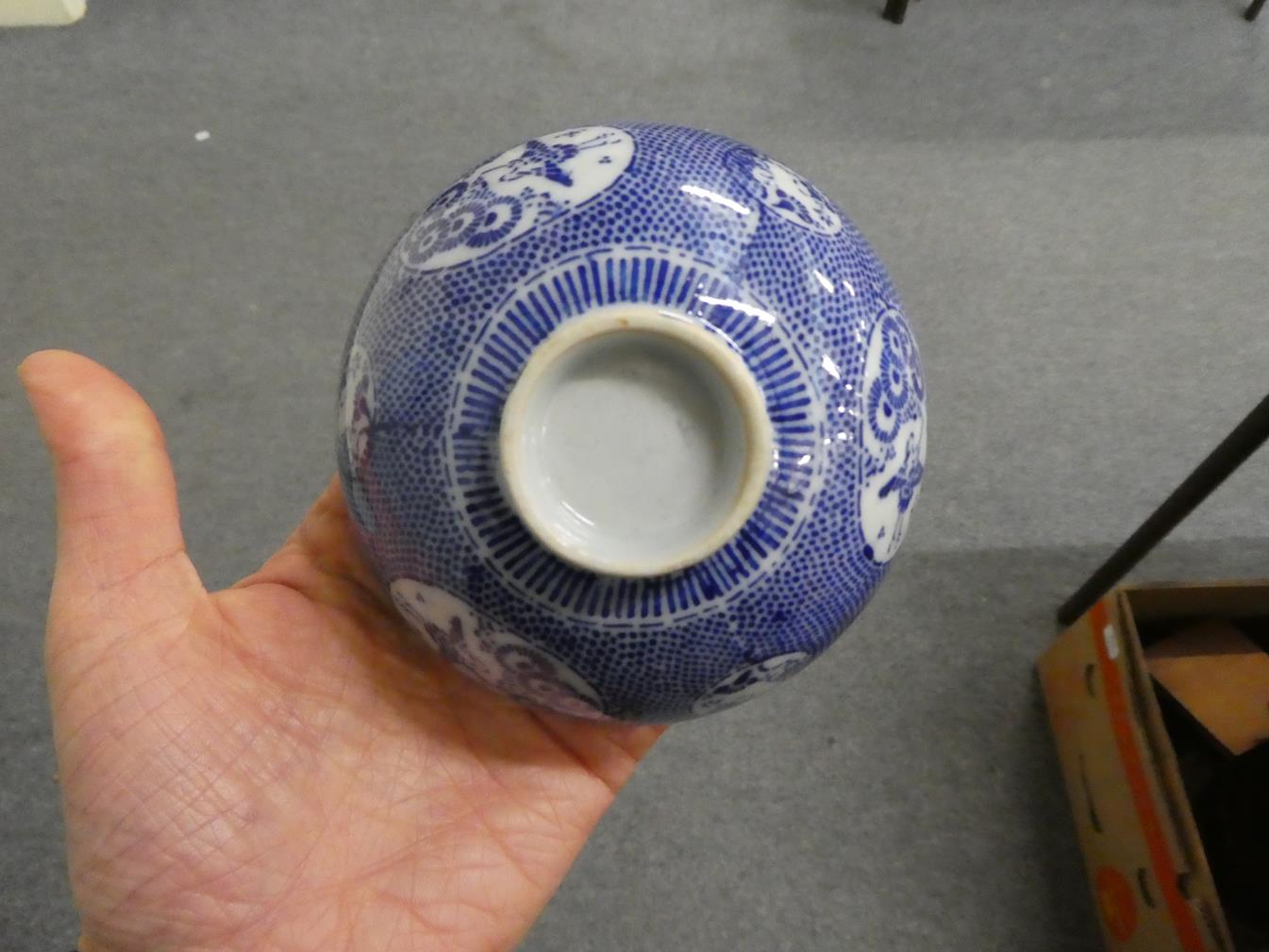 A small pair of Japanese blue and white finger bowls, signed, together with a quantity of similar - Image 37 of 42