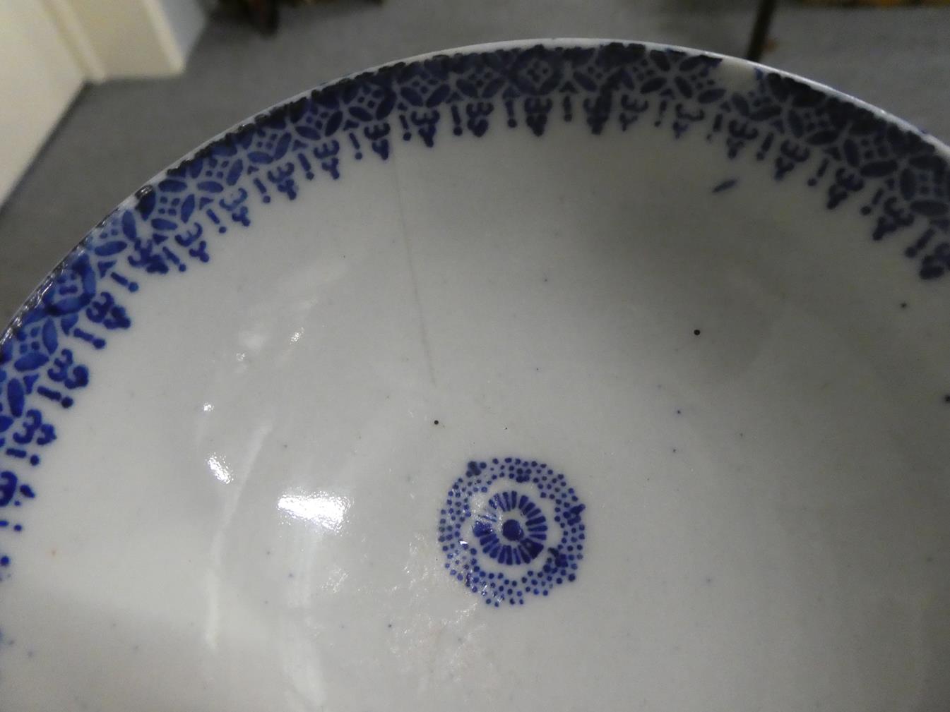 A small pair of Japanese blue and white finger bowls, signed, together with a quantity of similar - Image 32 of 42