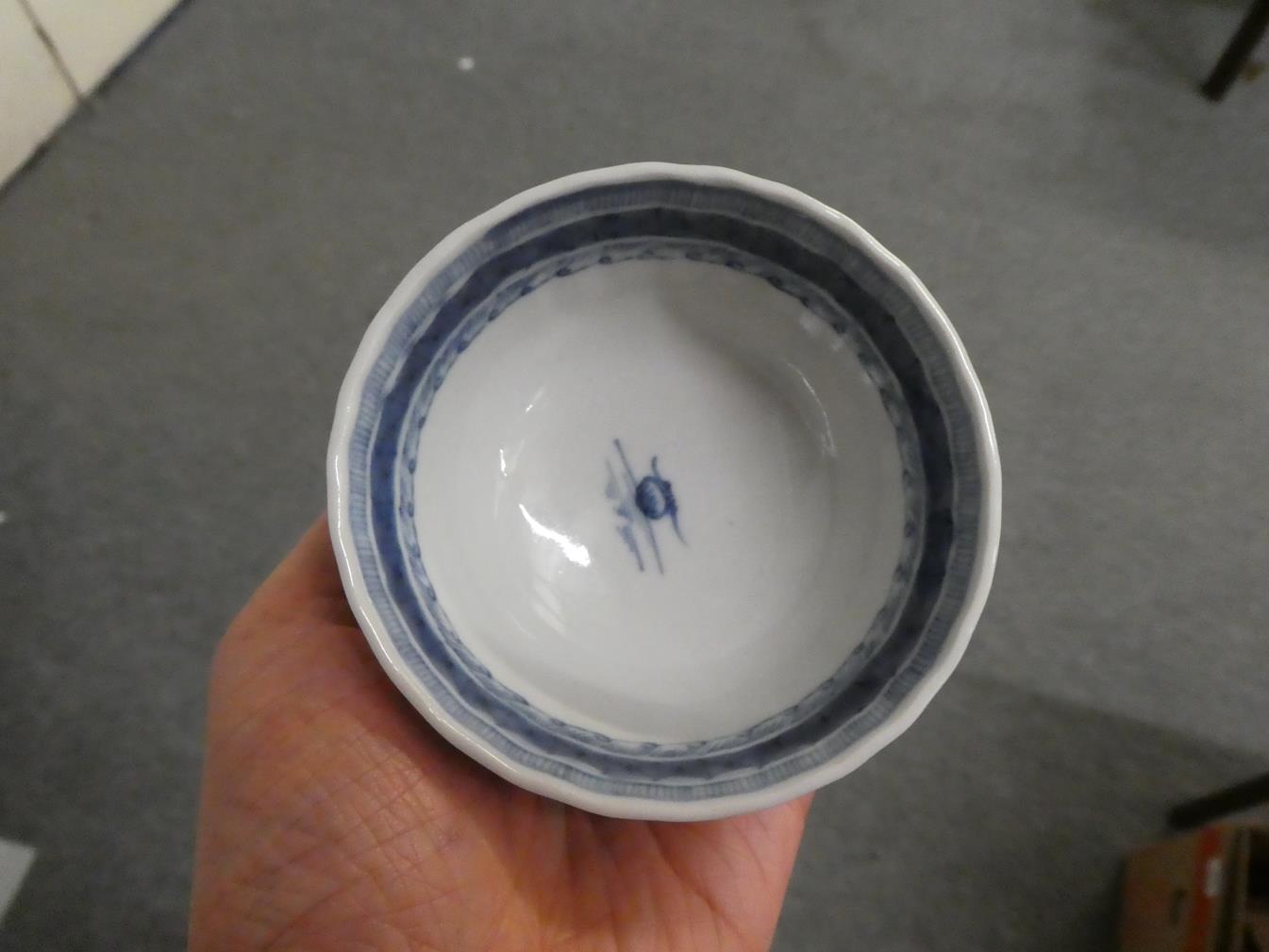 A small pair of Japanese blue and white finger bowls, signed, together with a quantity of similar - Image 20 of 42