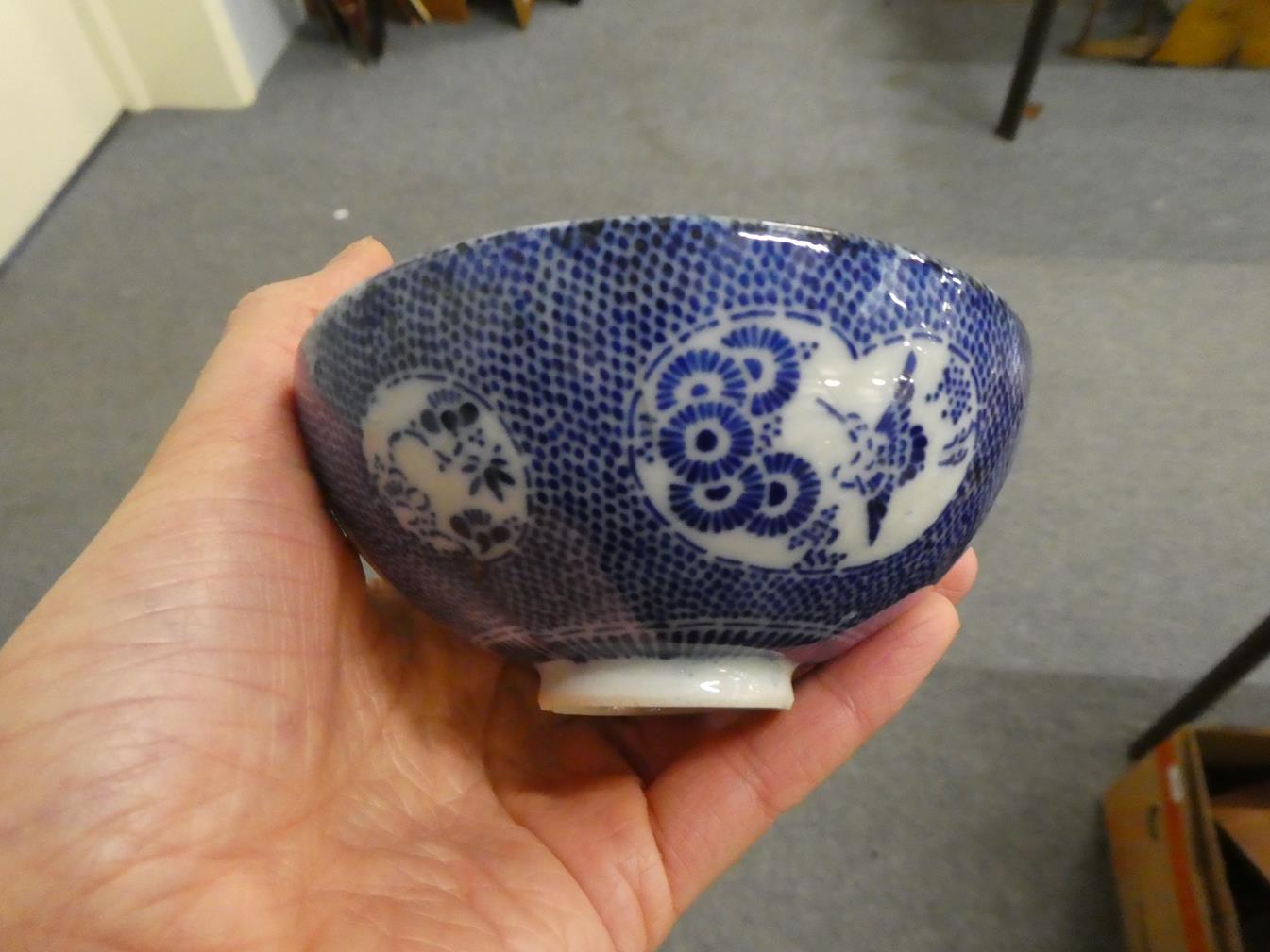 A small pair of Japanese blue and white finger bowls, signed, together with a quantity of similar - Image 28 of 42