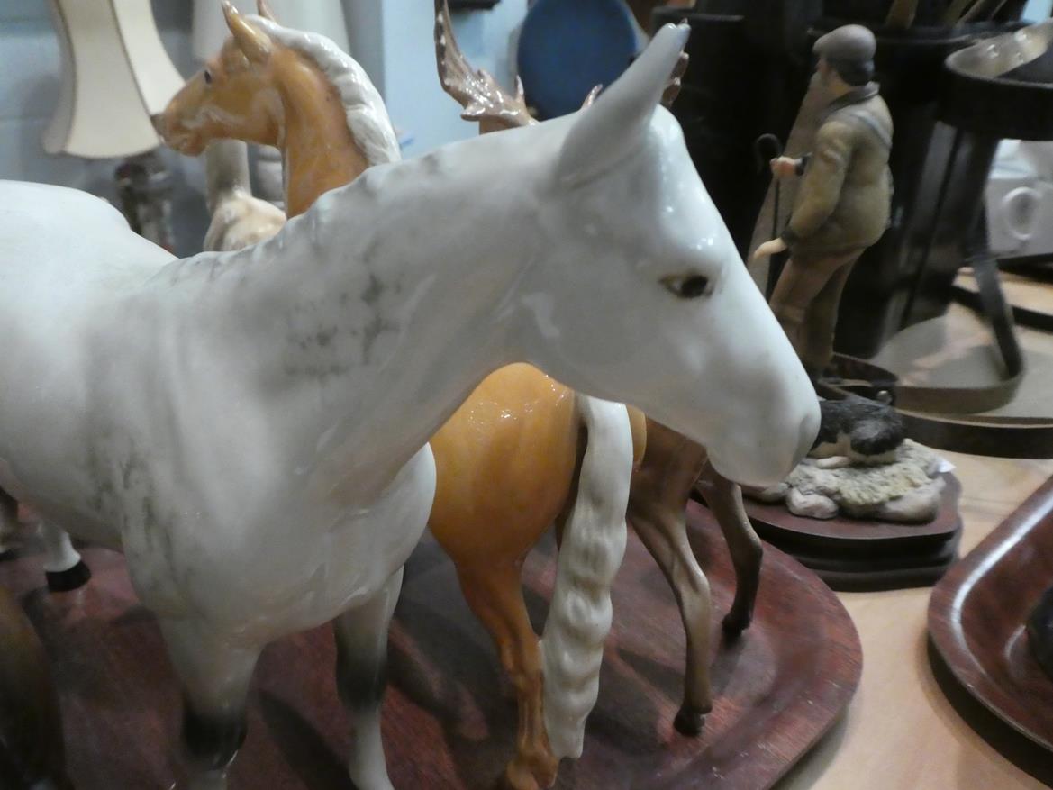 Beswick horses, pigs and deer including New Forest Pony, Palomino Cob and two foals, together with - Image 21 of 23
